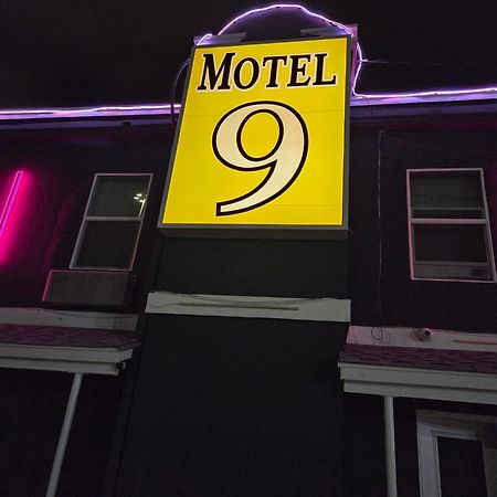 Motel 9 Laredo Luaran gambar