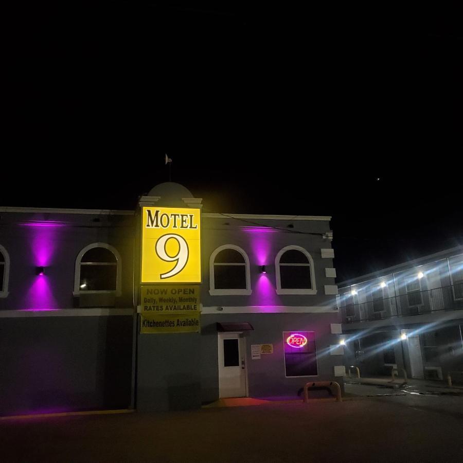 Motel 9 Laredo Luaran gambar