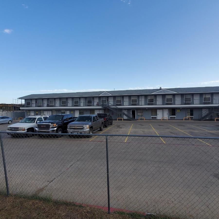 Motel 9 Laredo Luaran gambar