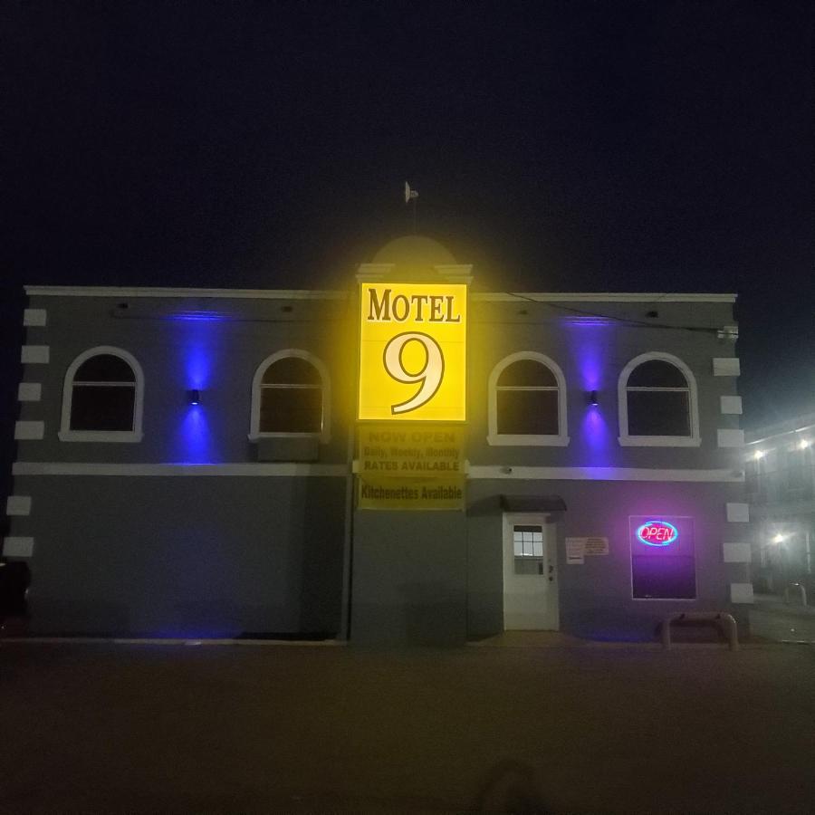 Motel 9 Laredo Luaran gambar